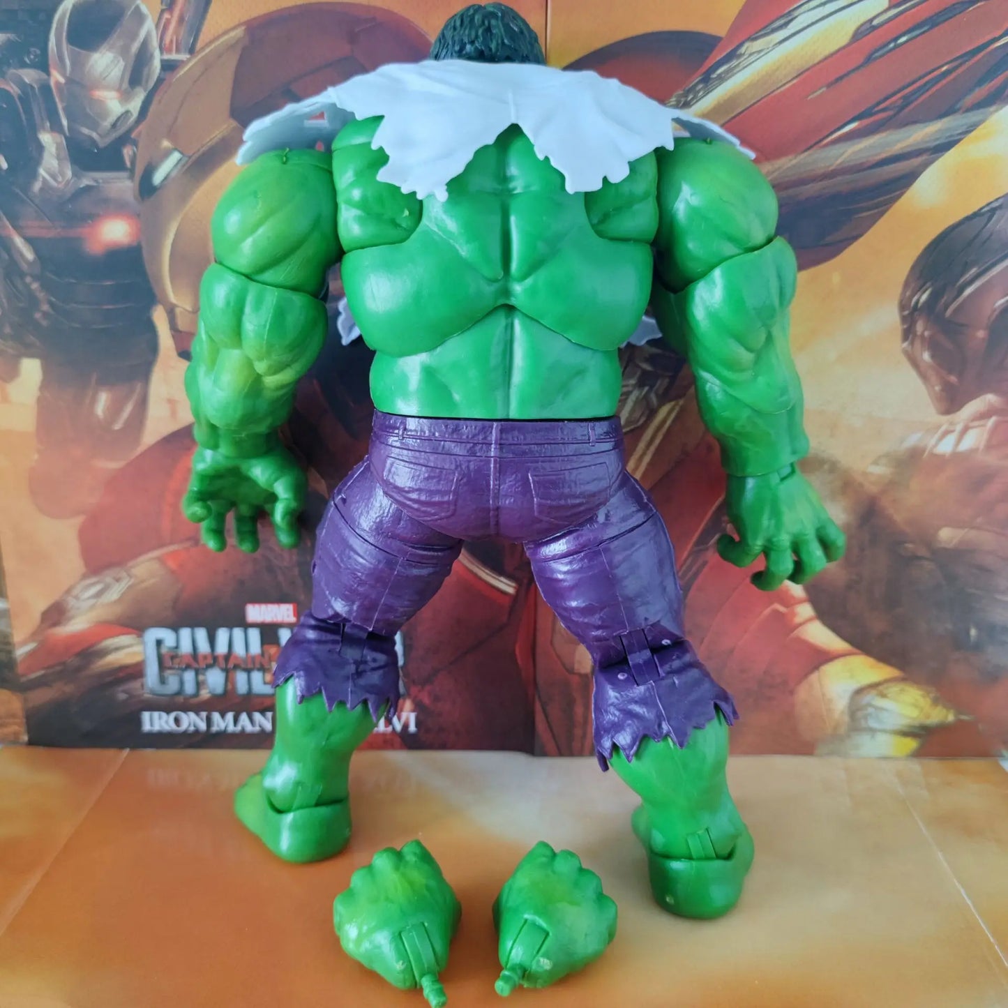 Marvel Legends 80th Hulk Actionfigur - Zerrissenes Hemd 20cm