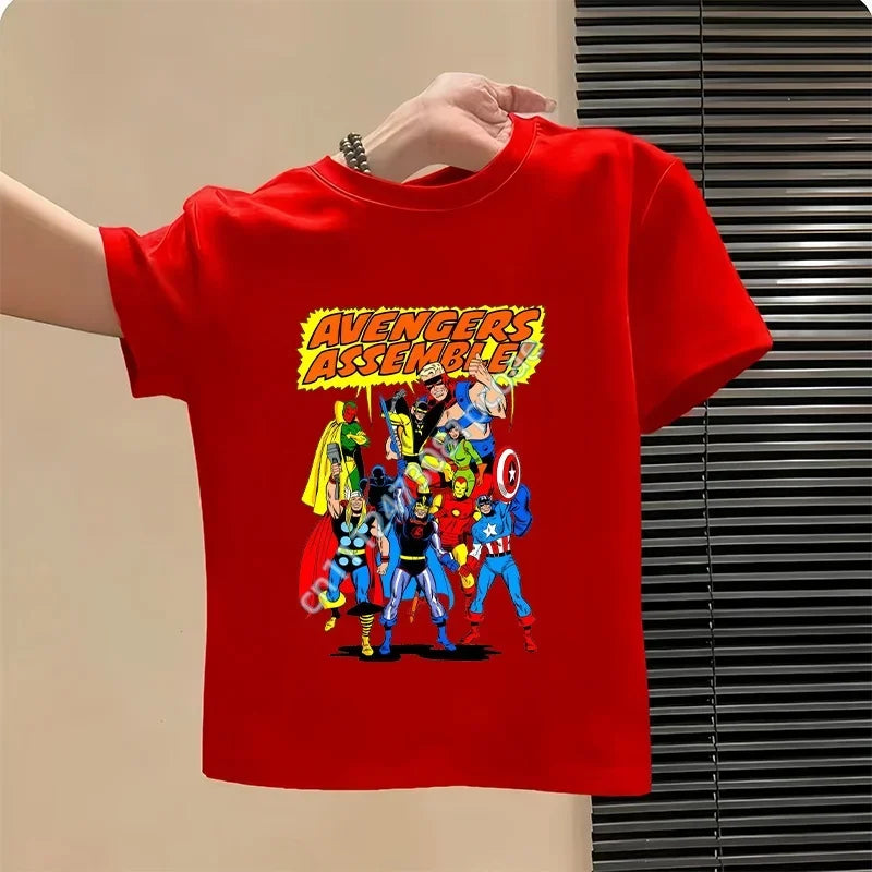 Kinder-T-Shirt Avengers - Design Comic Team Rot