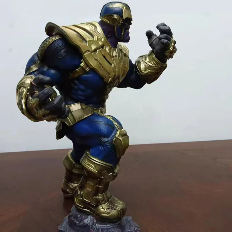 Thanos GK Statue - Leuchtender Infinity Gauntlet Ruinendekoration