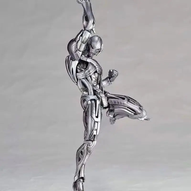 Revoltech Yamaguchi Ultron Figur - Bewegliche PVC Monochrom
