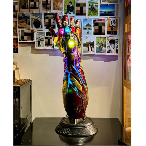Statue Avengers Infinity Gauntlet - LED-Replik 1:1
