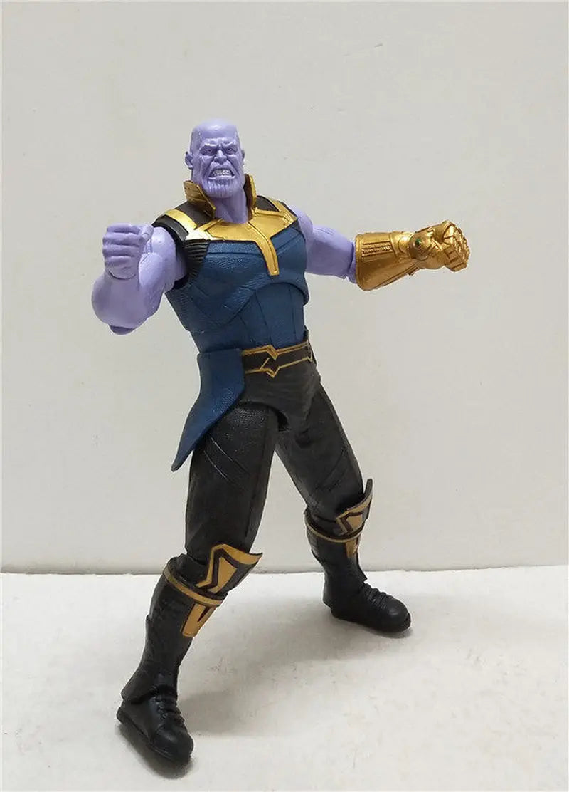 Figur Thanos beweglich – Infinity Gauntlet Schreibtischdekoration