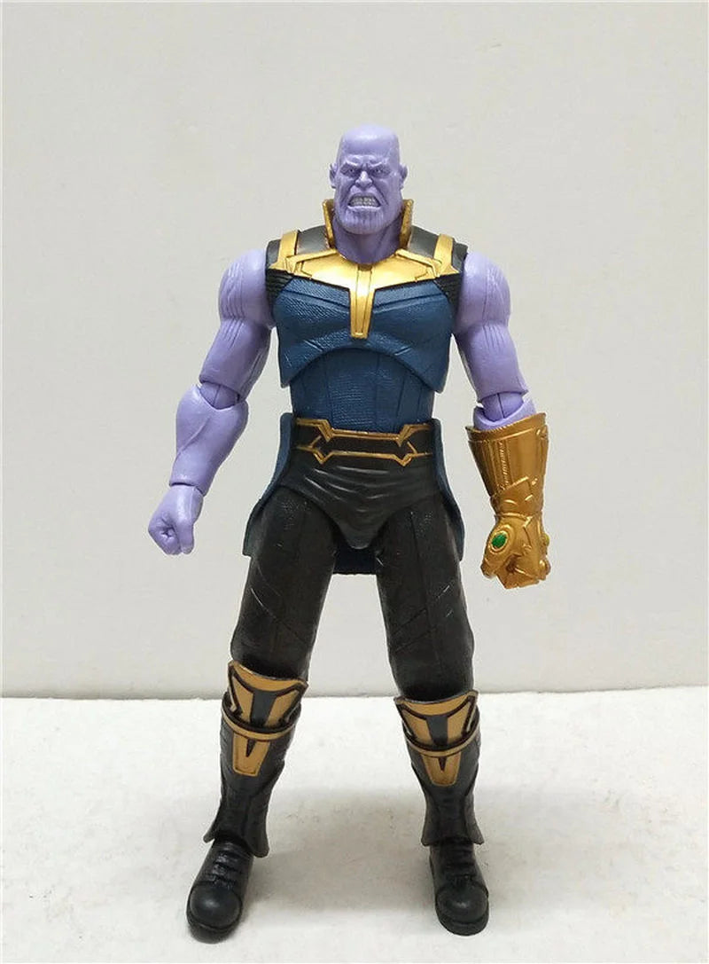 Figur Thanos beweglich – Infinity Gauntlet Schreibtischdekoration