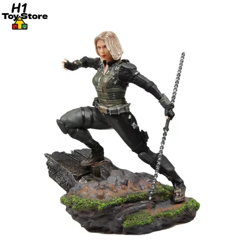 Avengers Black Widow Statue – Sammlerbox Szene 1/10