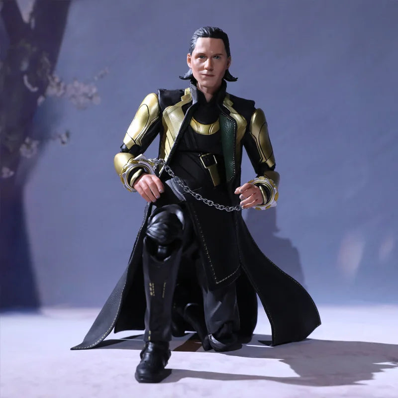 Loki Figur 1/7 Deluxe Marvel - Helm Zepter Austauschbare Hände