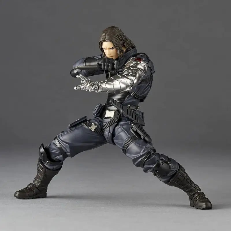 Winter Soldier Figur – bionischer Arm, beweglich in Kampfpose