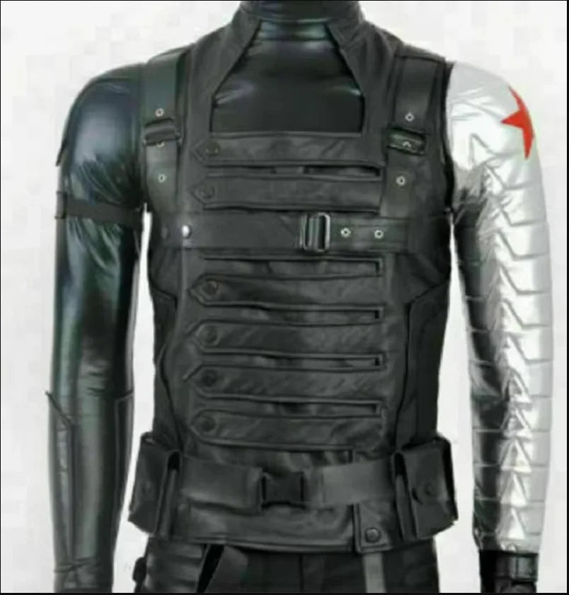 Winter Soldier Kostüm - Schwarzer Jumpsuit mit Metallarm und rotem Stern