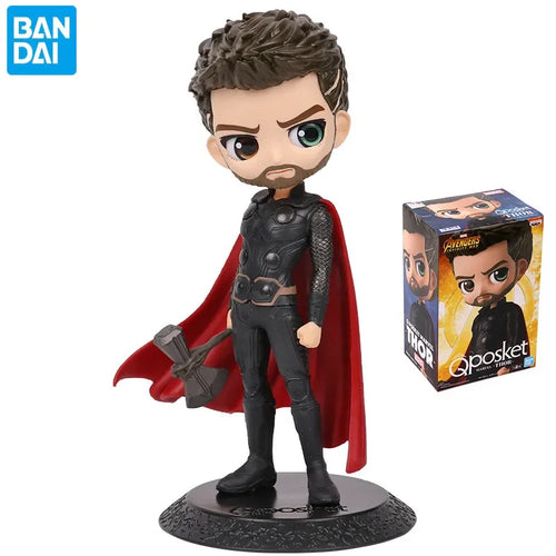 Thor-Figur – Stormbreaker roter Umhang