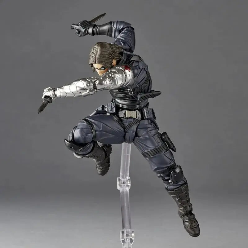 Winter Soldier Figur – bionischer Arm, beweglich in Kampfpose