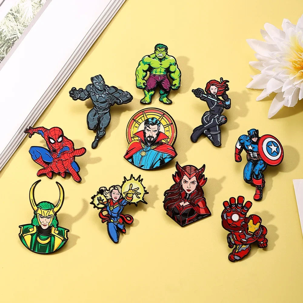 Avengers Emaille-Pin – Captain Marvel