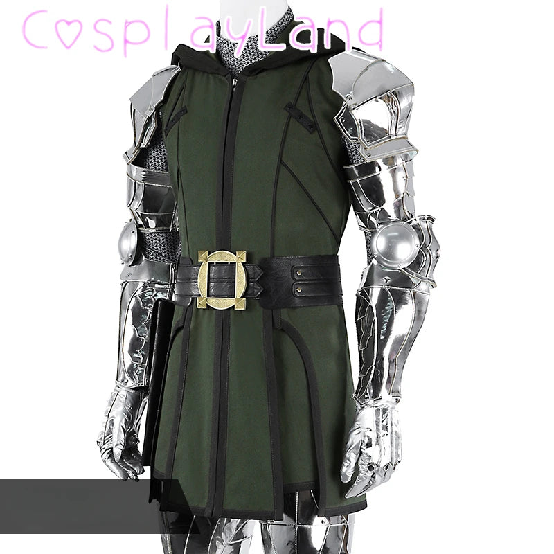 Doctor Doom Kostüm – silberner Rüstungsanzug mit schwarzem Umhang
