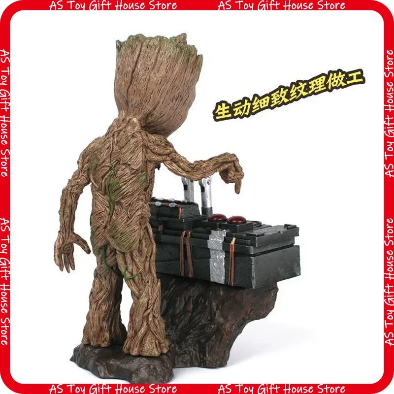 Hot Toys Baby Groot Statue – PVC-Detonationsknopf