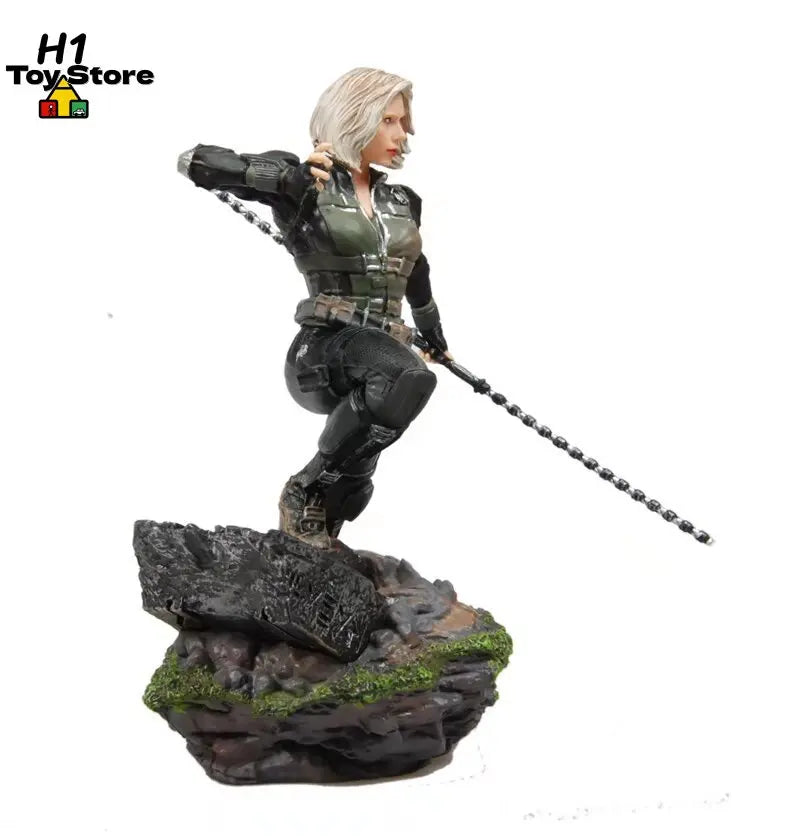 Avengers Black Widow Statue – Sammlerbox Szene 1/10