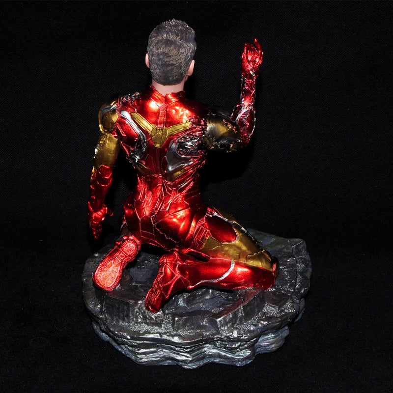 Iron Man Figur – Harzstatue MK85 Beschädigte kniende Pose