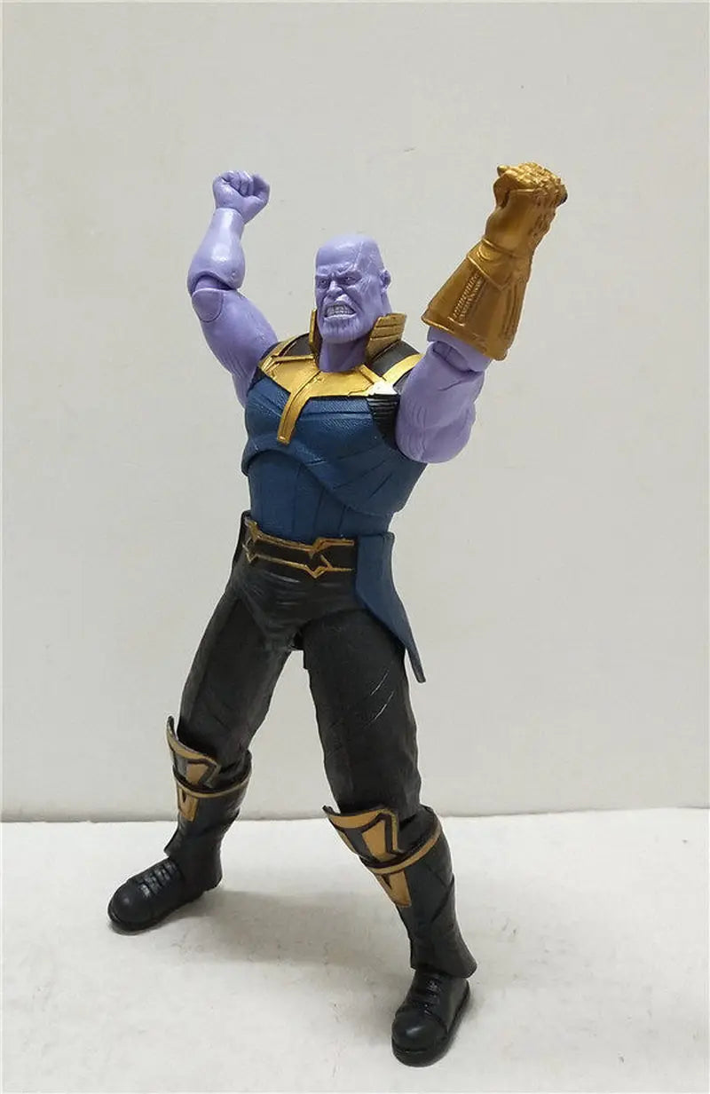 Figur Thanos beweglich – Infinity Gauntlet Schreibtischdekoration