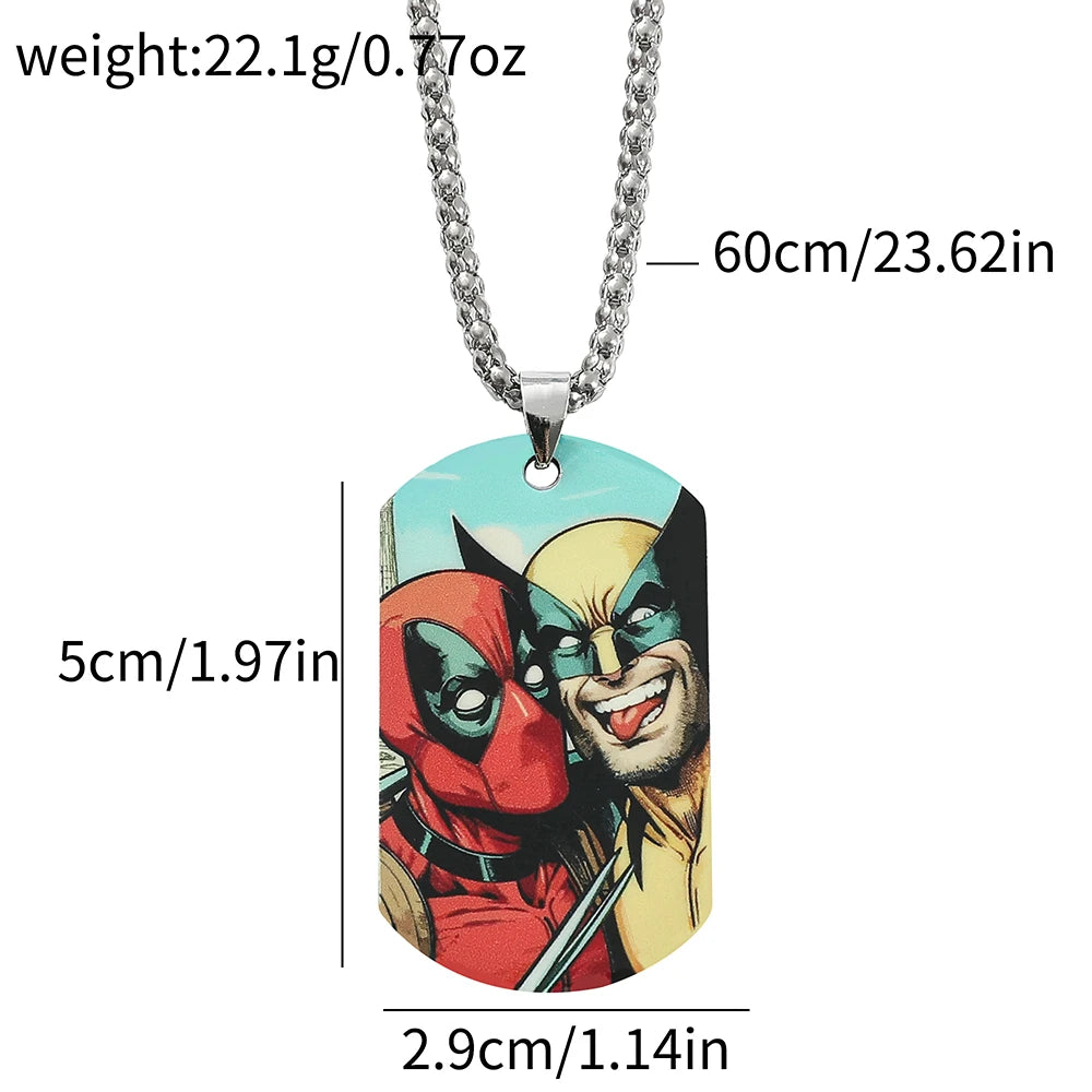 Hundemarke Deadpool & Wolverine – Lächelndes Comic-Selfie