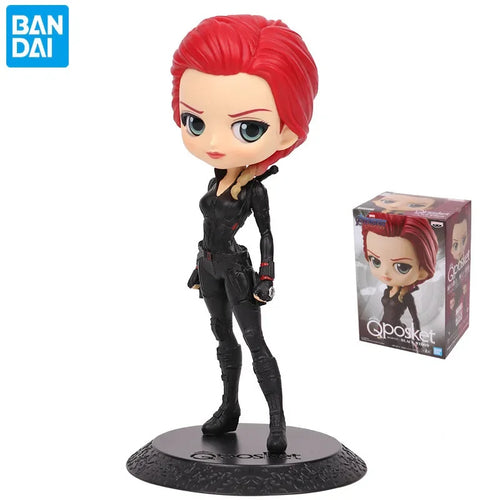 Black Widow Figur - rote Haare, schwarzer Anzug
