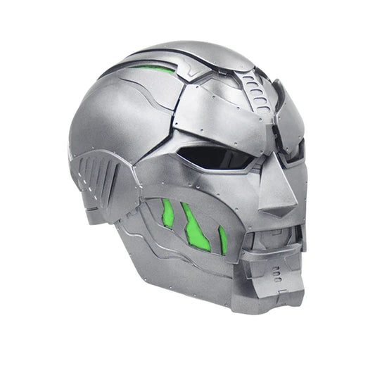 Doctor Doom Maske - Silberner Metallhelm mit kantigem, grünem Design