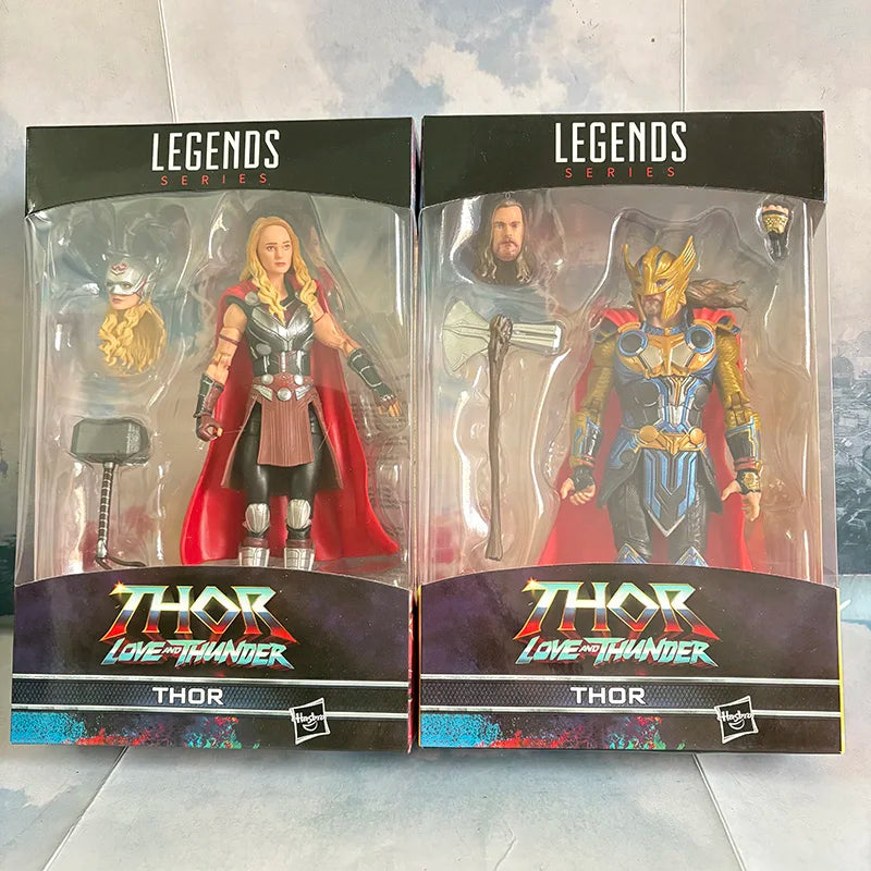 Avengers Thor Figur – Geflügelter Helm Stormbreaker-Axt