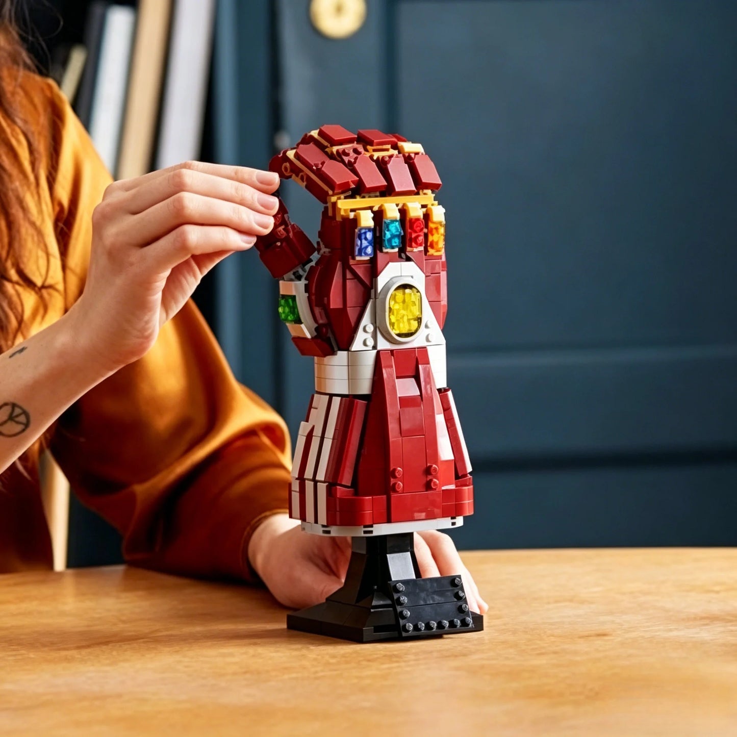 Iron Man Nano Gauntlet 3D Puzzle - Bausatz 675 Teile Rot Gold