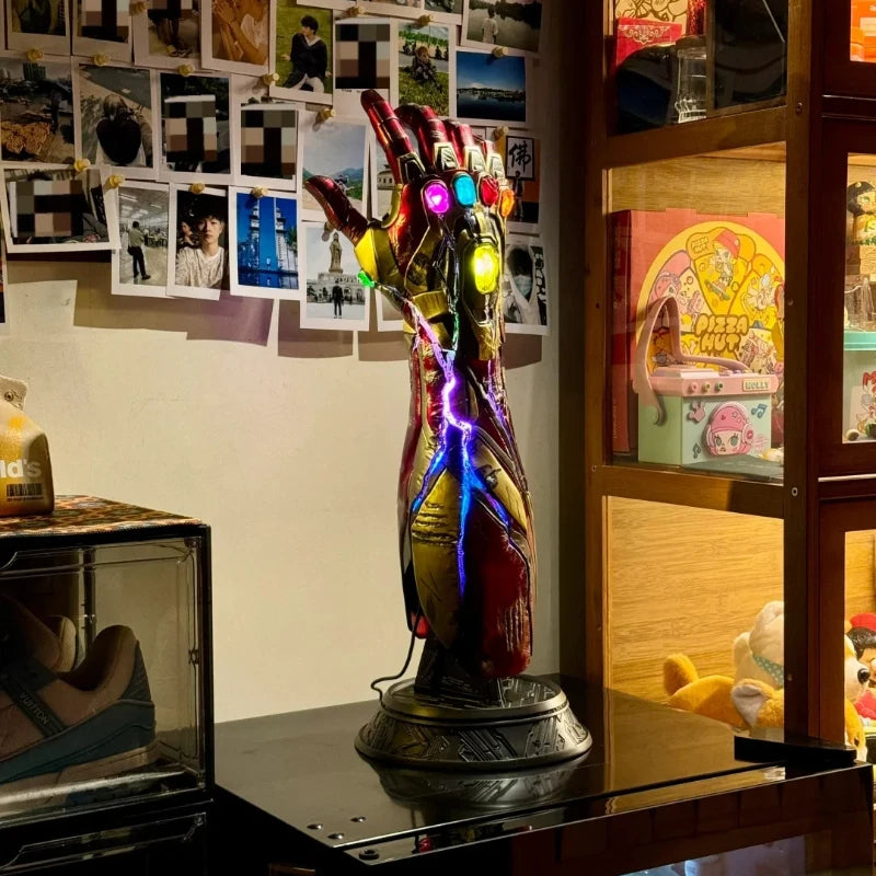 Statue Avengers Infinity Gauntlet - LED-Replik 1:1